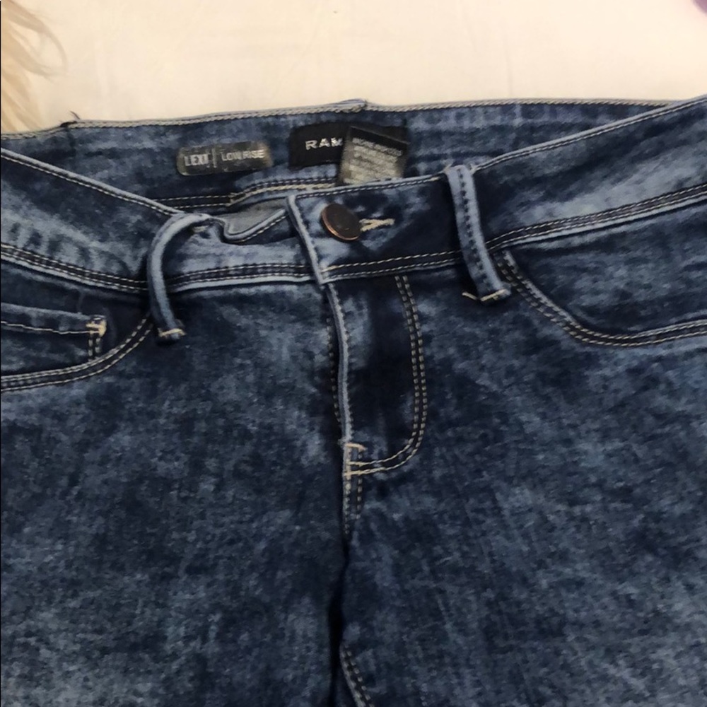 Low rise women’s jeggings